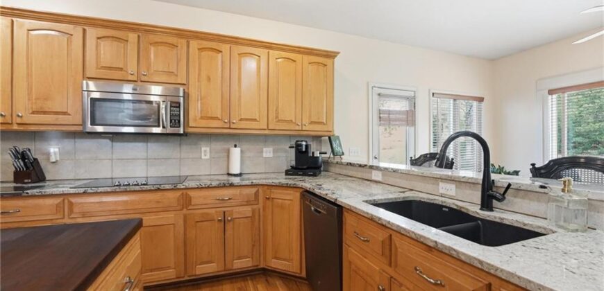 8509 N Eastern Avenue, Kansas City, MO 64157