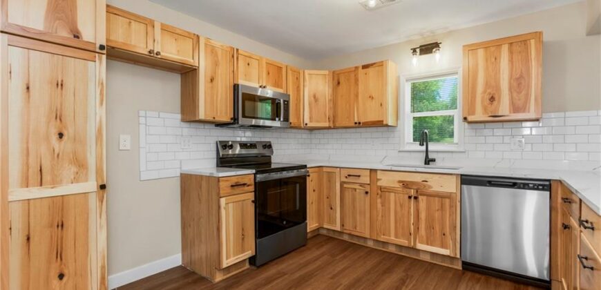 2308 NW 53rd Terrace, Kansas City, MO 64151