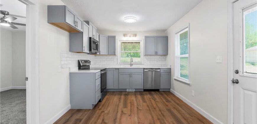 2308 NW 53rd Terrace, Kansas City, MO 64151