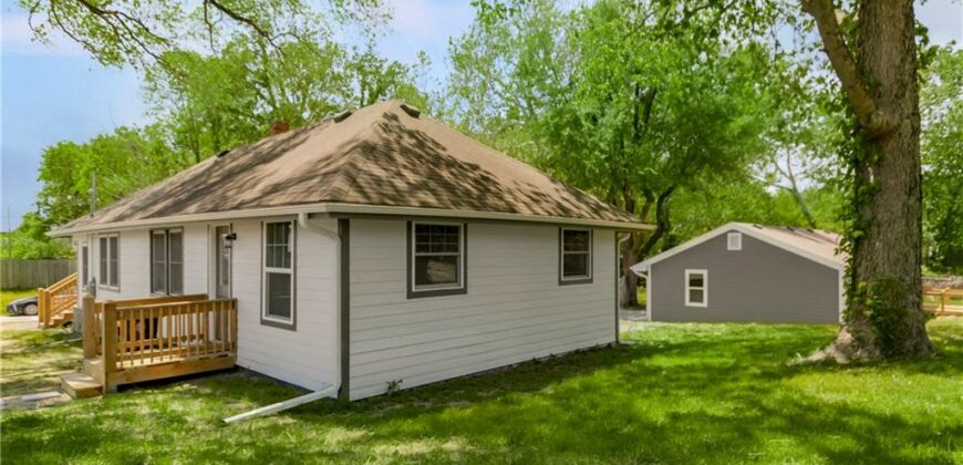 2308 NW 53rd Terrace, Kansas City, MO 64151