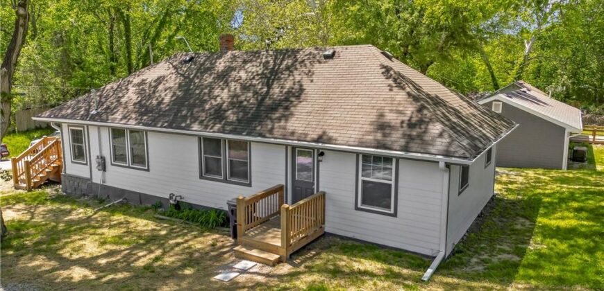 2308 NW 53rd Terrace, Kansas City, MO 64151