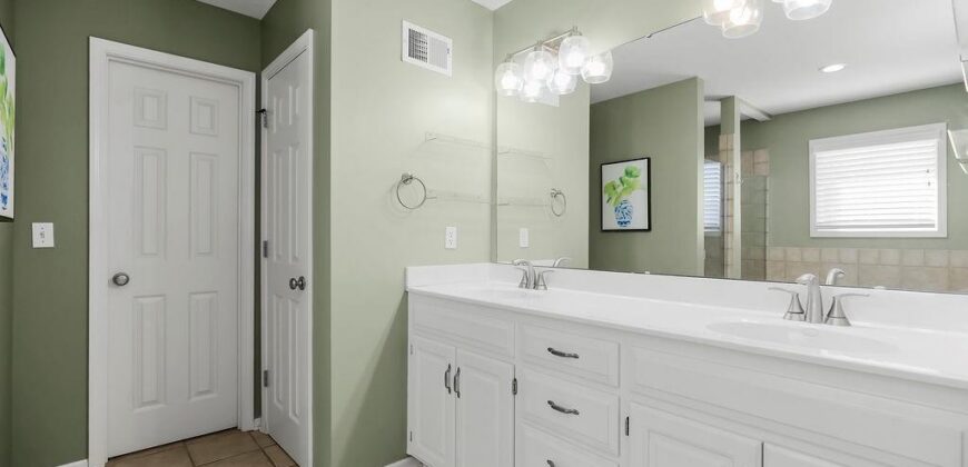 14630 NW 63rd Street, Parkville, MO 64152