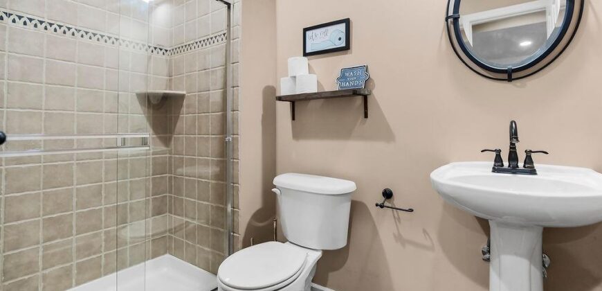 14630 NW 63rd Street, Parkville, MO 64152