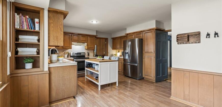 412 NW Briarcliff Road, Kansas City, MO 64116