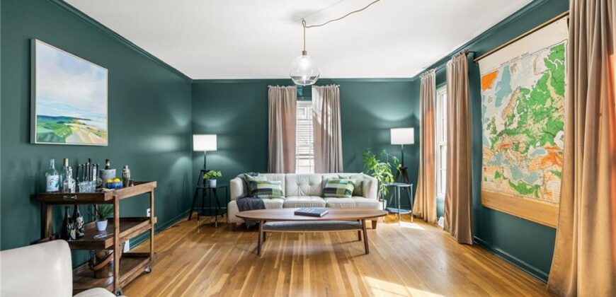 412 NW Briarcliff Road, Kansas City, MO 64116