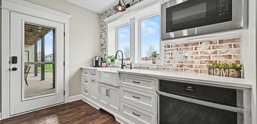 17660 NW 128th Street, Platte City, MO 64079