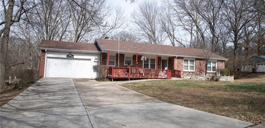 14 NW 40th Street, Kansas City, MO 64116