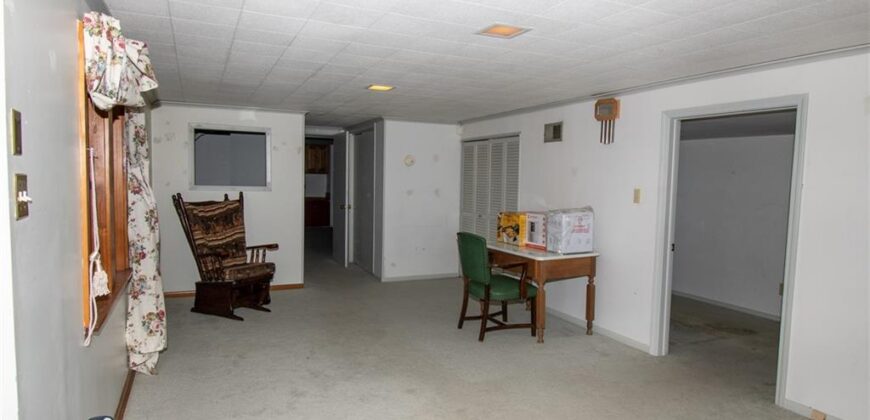 14 NW 40th Street, Kansas City, MO 64116