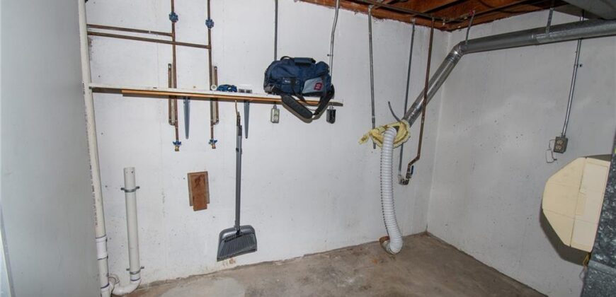 14 NW 40th Street, Kansas City, MO 64116