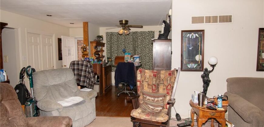 14 NW 40th Street, Kansas City, MO 64116