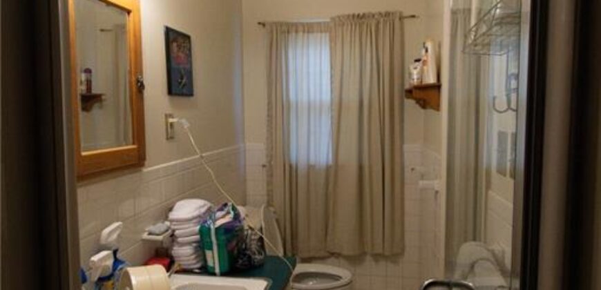 14 NW 40th Street, Kansas City, MO 64116