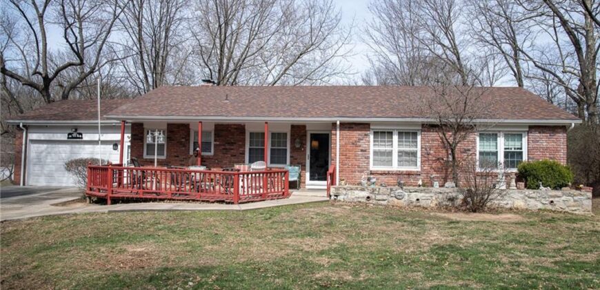 14 NW 40th Street, Kansas City, MO 64116