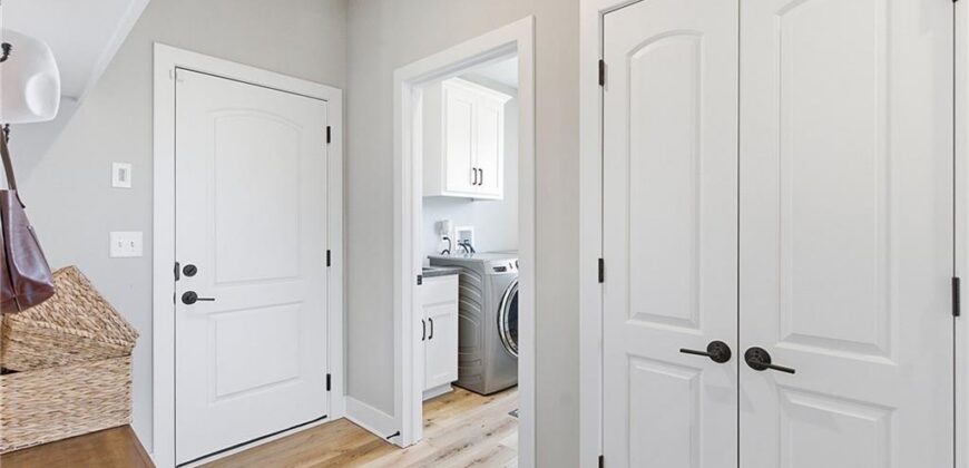 18120 N Peach Blossom Drive, Platte City, MO 64079