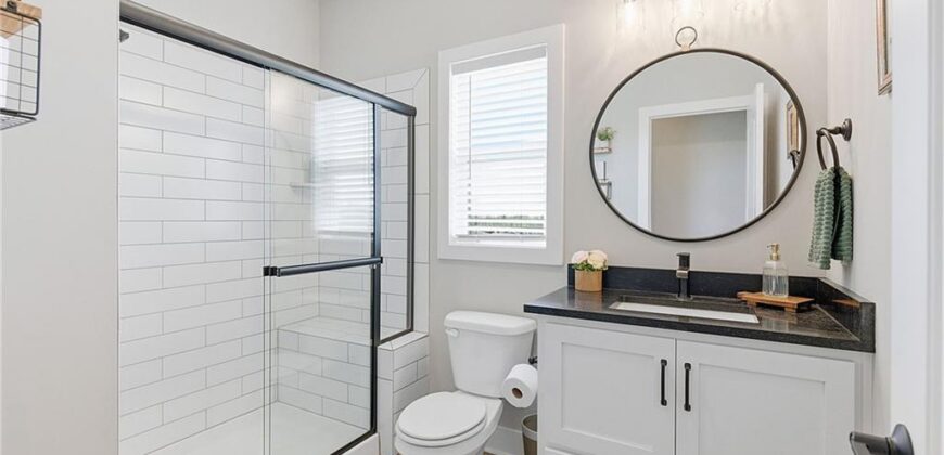 18120 N Peach Blossom Drive, Platte City, MO 64079