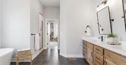 18120 N Peach Blossom Drive, Platte City, MO 64079