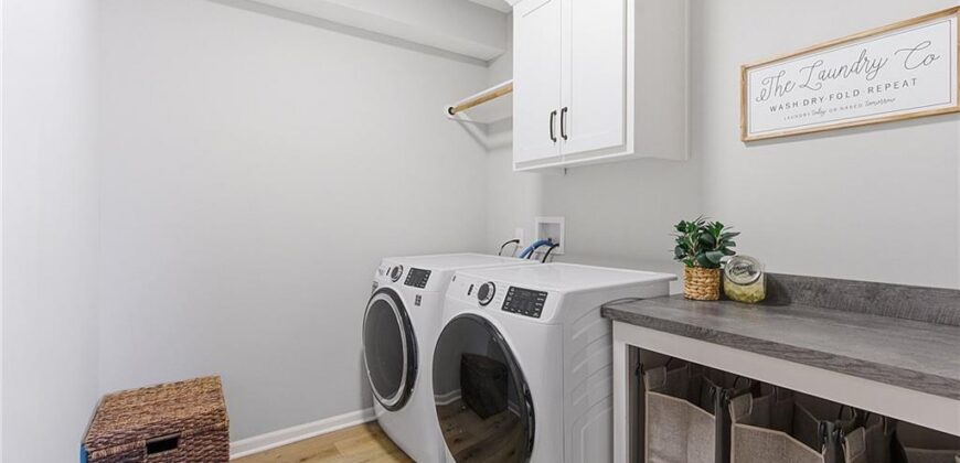 18120 N Peach Blossom Drive, Platte City, MO 64079