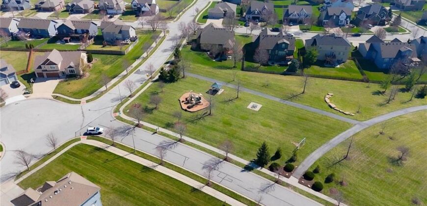 8050 NE 100th Terrace, Kansas City, MO 64157