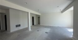 13755 NW 70th Street, Parkville, MO 64152