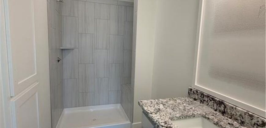 13755 NW 70th Street, Parkville, MO 64152