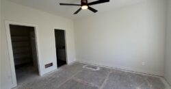 13755 NW 70th Street, Parkville, MO 64152