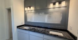 13755 NW 70th Street, Parkville, MO 64152
