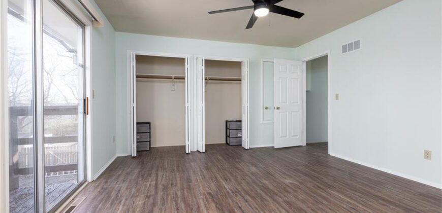 4709 NW Fisk Avenue, Kansas City, MO 64151