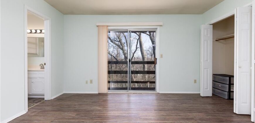 4709 NW Fisk Avenue, Kansas City, MO 64151