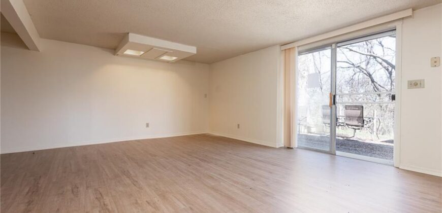 4709 NW Fisk Avenue, Kansas City, MO 64151