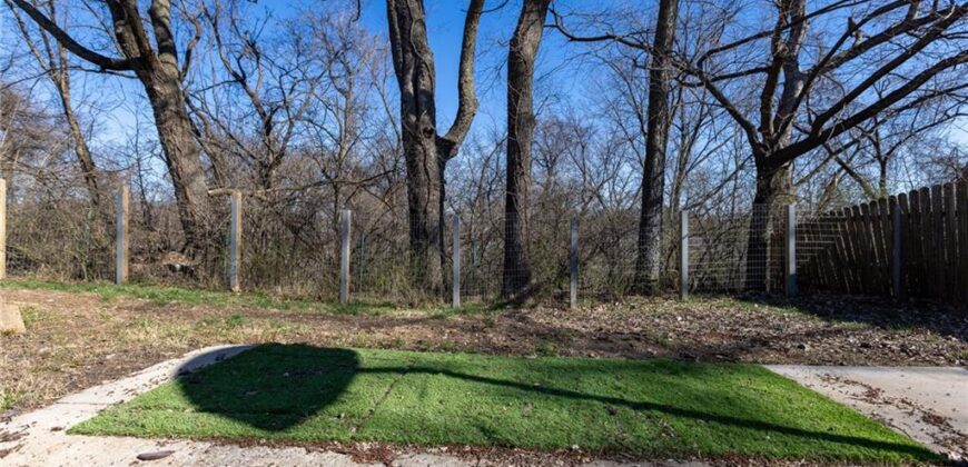 4709 NW Fisk Avenue, Kansas City, MO 64151