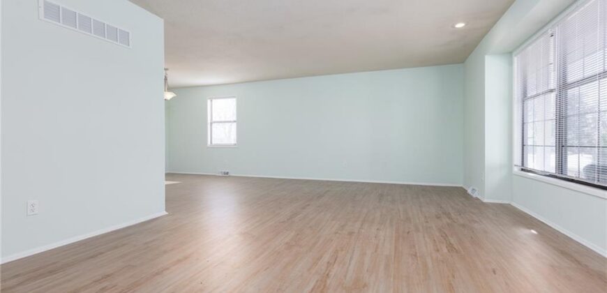 4709 NW Fisk Avenue, Kansas City, MO 64151