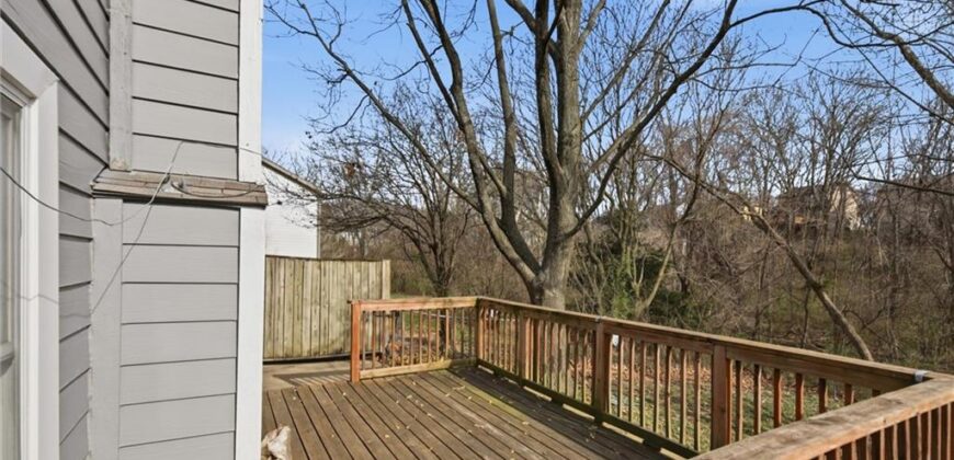 8749 NW 82nd Street, Kansas City, MO 64152