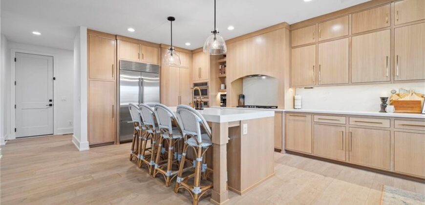 10126 N Kansas Court, Kansas City, MO 64155
