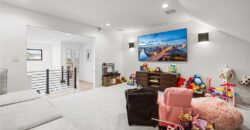 10126 N Kansas Court, Kansas City, MO 64155