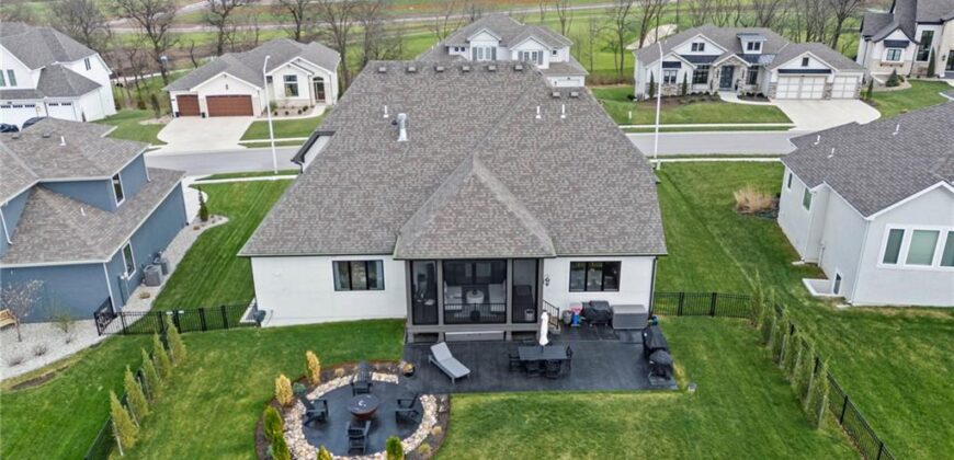 10126 N Kansas Court, Kansas City, MO 64155