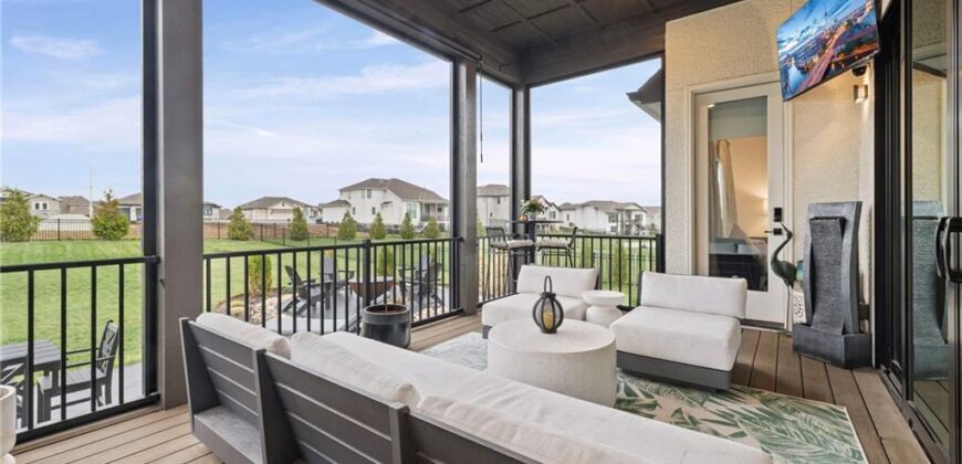 10126 N Kansas Court, Kansas City, MO 64155