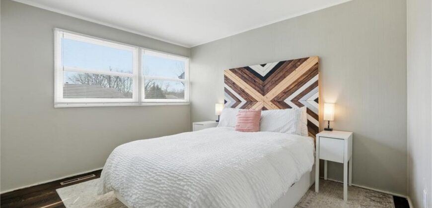 1204 NE 62nd Street, Gladstone, MO 64118