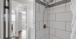 1204 NE 62nd Street, Gladstone, MO 64118