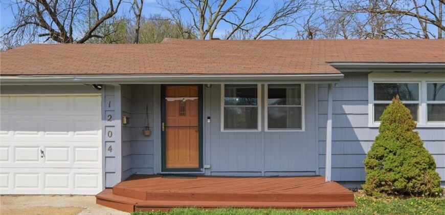 1204 NE 62nd Street, Gladstone, MO 64118