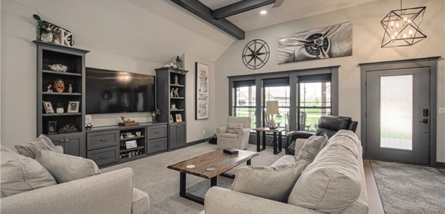 2144 Crooked Creek Drive, Kearney, MO 64060