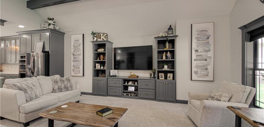 2144 Crooked Creek Drive, Kearney, MO 64060