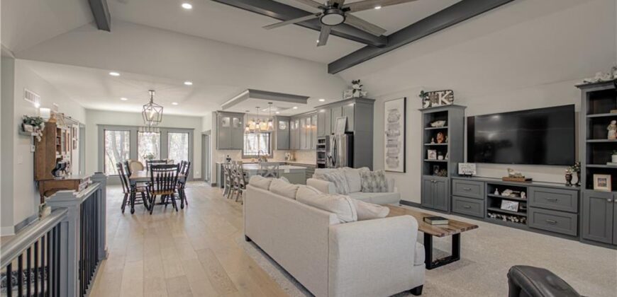 2144 Crooked Creek Drive, Kearney, MO 64060