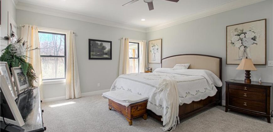 2144 Crooked Creek Drive, Kearney, MO 64060