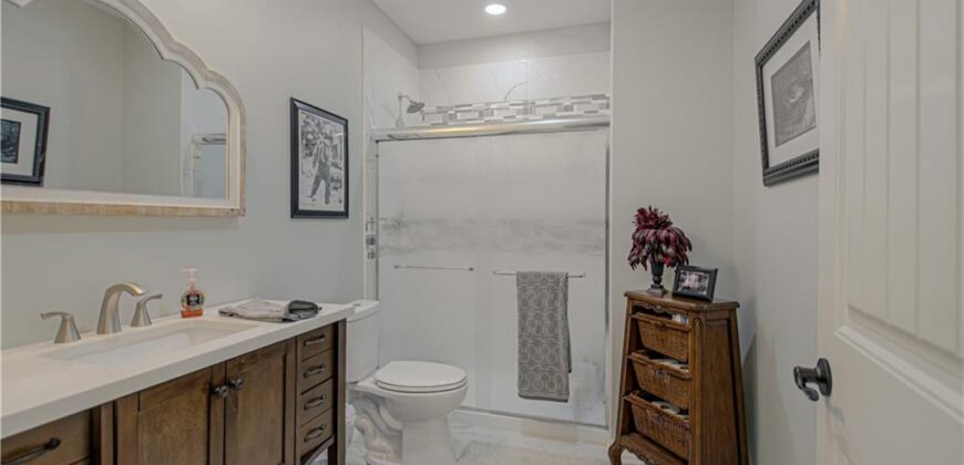 2144 Crooked Creek Drive, Kearney, MO 64060