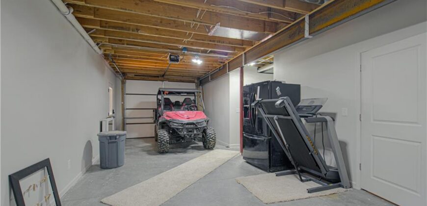 2144 Crooked Creek Drive, Kearney, MO 64060