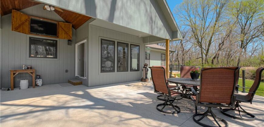 2144 Crooked Creek Drive, Kearney, MO 64060