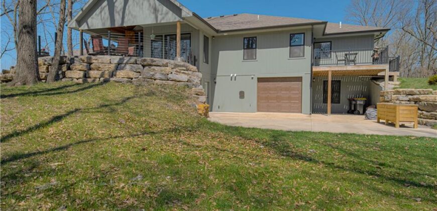 2144 Crooked Creek Drive, Kearney, MO 64060