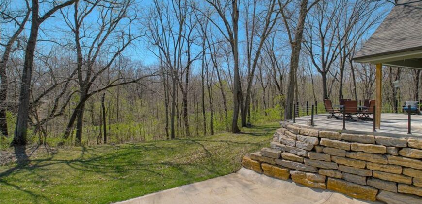 2144 Crooked Creek Drive, Kearney, MO 64060