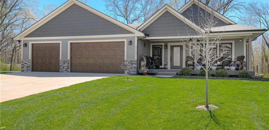 2144 Crooked Creek Drive, Kearney, MO 64060