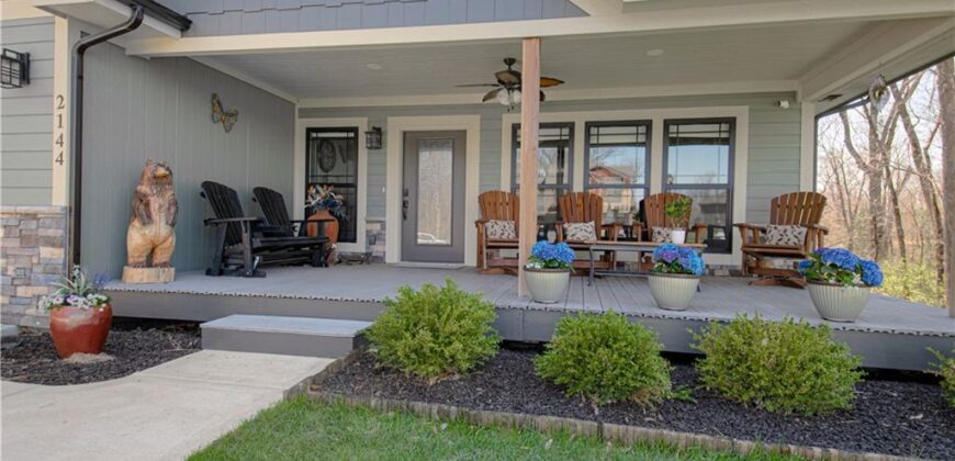 2144 Crooked Creek Drive, Kearney, MO 64060