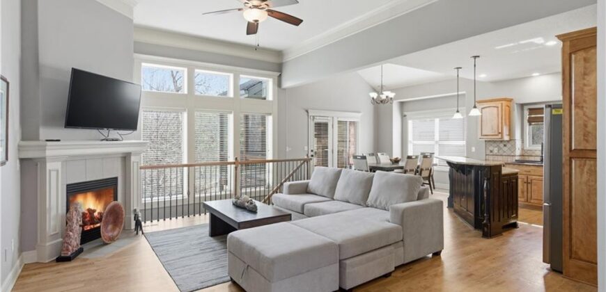 9425 N Spruce Court, Kansas City, MO 64156